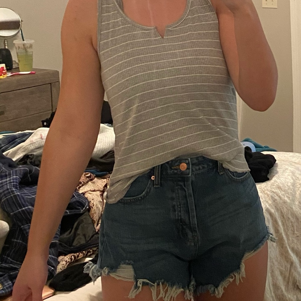 Tank top - Picture 2 of 2